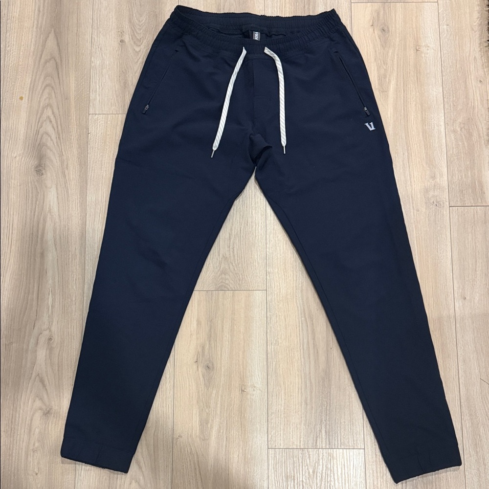 Vuori Men's Dark Blue Joggers